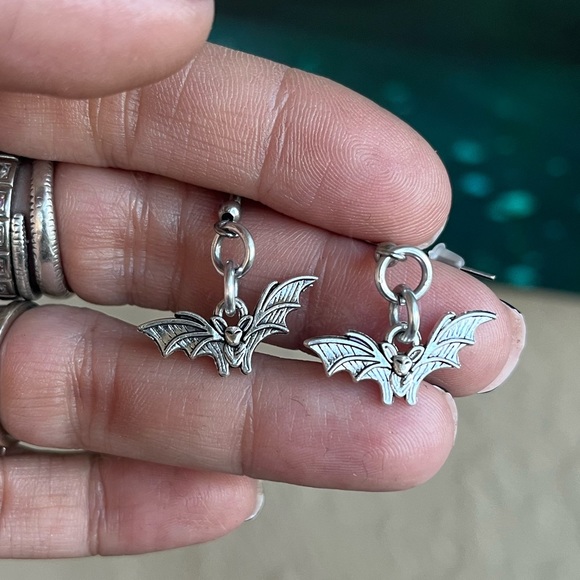 Bat vampire set earrings necklace goth halloween silver plated & stainless steel - Picture 11 of 15